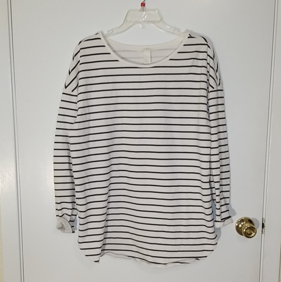 Sweater - Picture 1 of 1